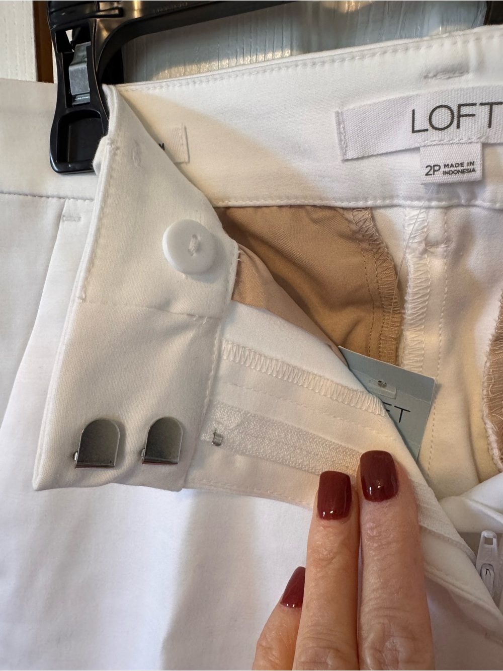 Loft NWTS Riveria White Cropped Dress Pants Size 2P Slim Tailored Legs Pockets - Picture 7 of 14